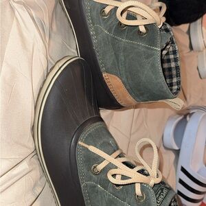 Sperry women’s duck boots